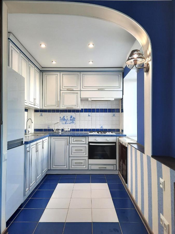 Sea Style - Сеть Апартаментов Alex Apartments Бесконтактное Заселение 24-7 โปลตาวา ภายนอก รูปภาพ