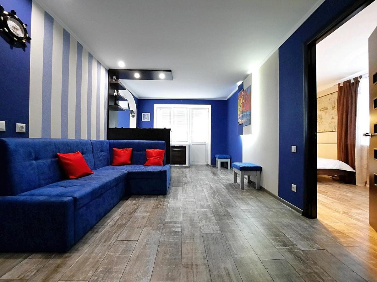 Sea Style - Сеть Апартаментов Alex Apartments Бесконтактное Заселение 24-7 โปลตาวา ภายนอก รูปภาพ